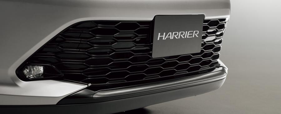 Детали экстерьера Toyota Harrier 2017 года  (фото 14 из 16)